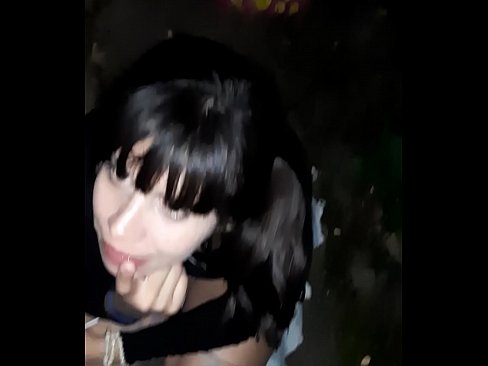 ❤️ Sokakta şeker karşılığında şişmiş penis ❤️ Süper porno bizde ﹏